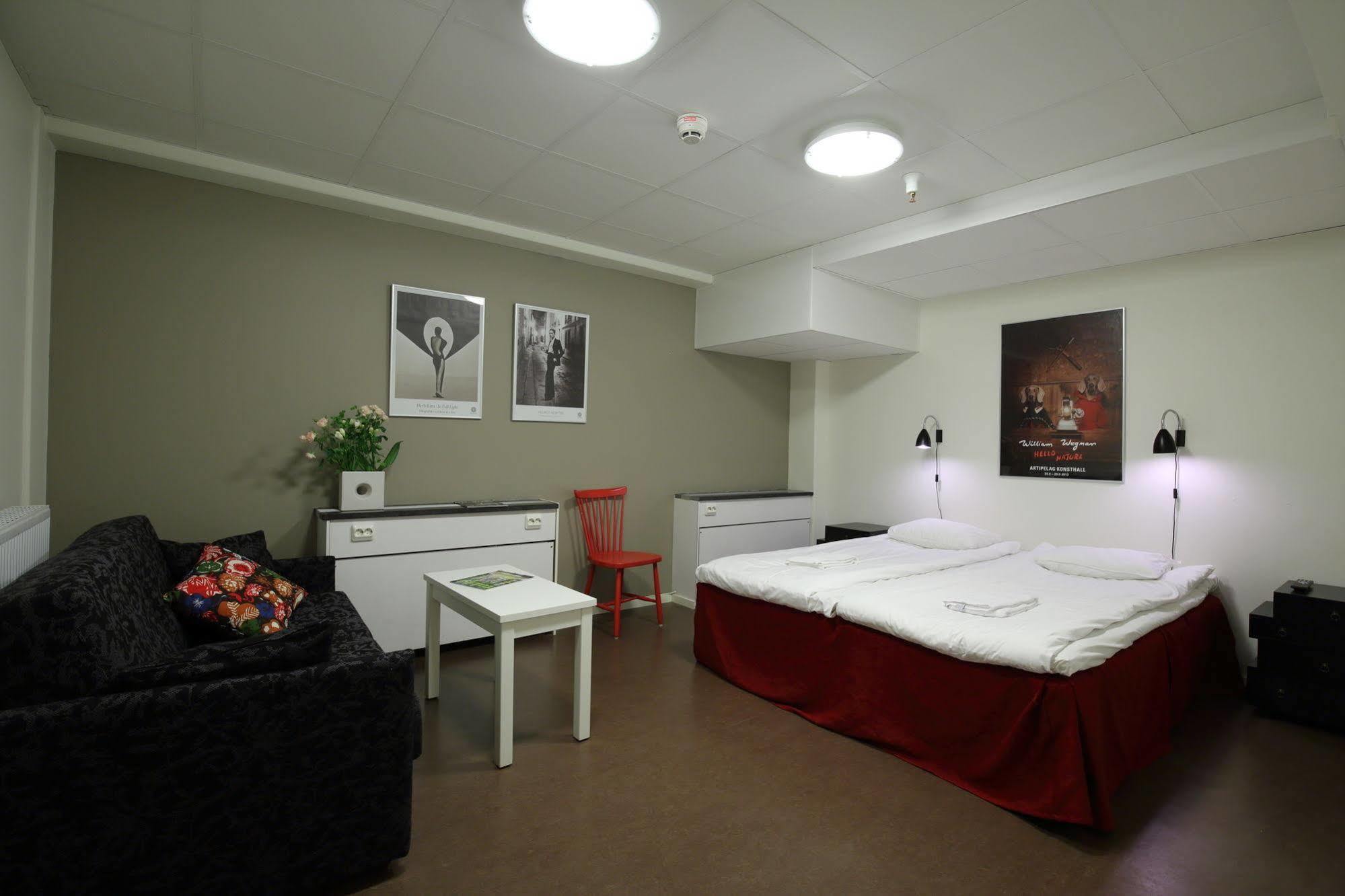 Stf Gaerdet Hotel & Hostel สต็อกโฮล์ม ภายนอก รูปภาพ
